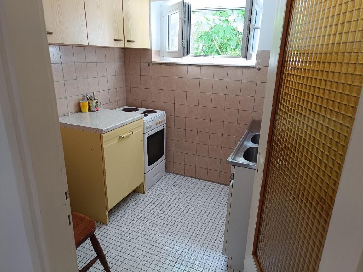 Hostel Rasema Трогир Экстерьер фото